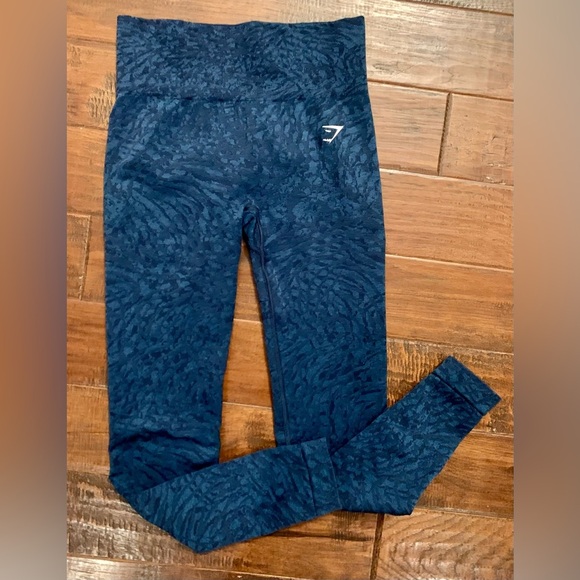Gymshark Women’s Navy Patterned Leggings - S - Picture 1 of 5